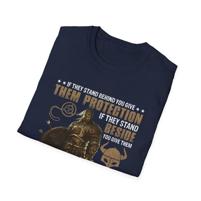 Če stojijo za vami, jih zaščitite, če stojijo poleg vas, dajte jim Respect Viking T-shirt