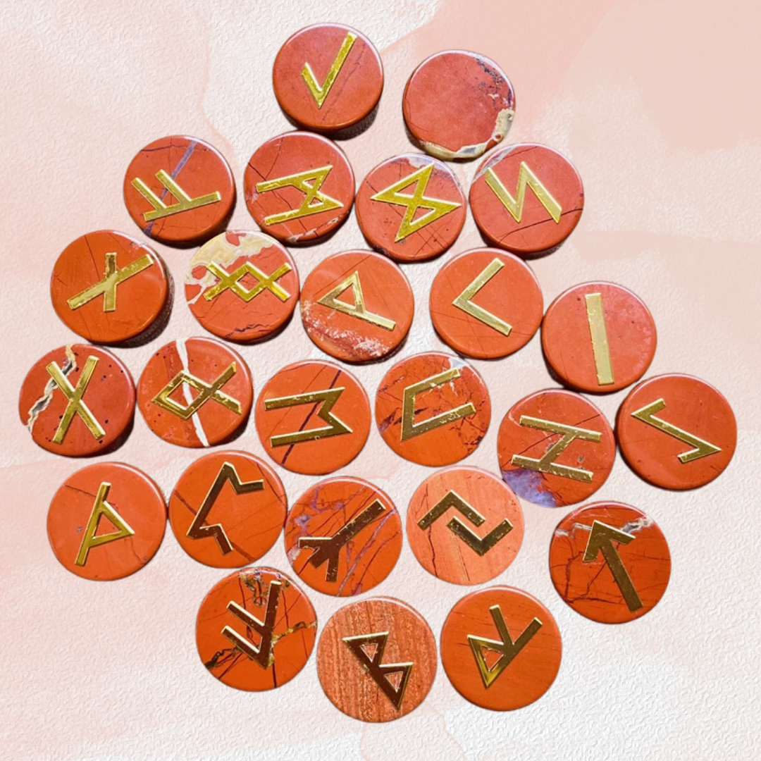 Sada amuletů 25 ks Viking Natural Red Jaspis Runes