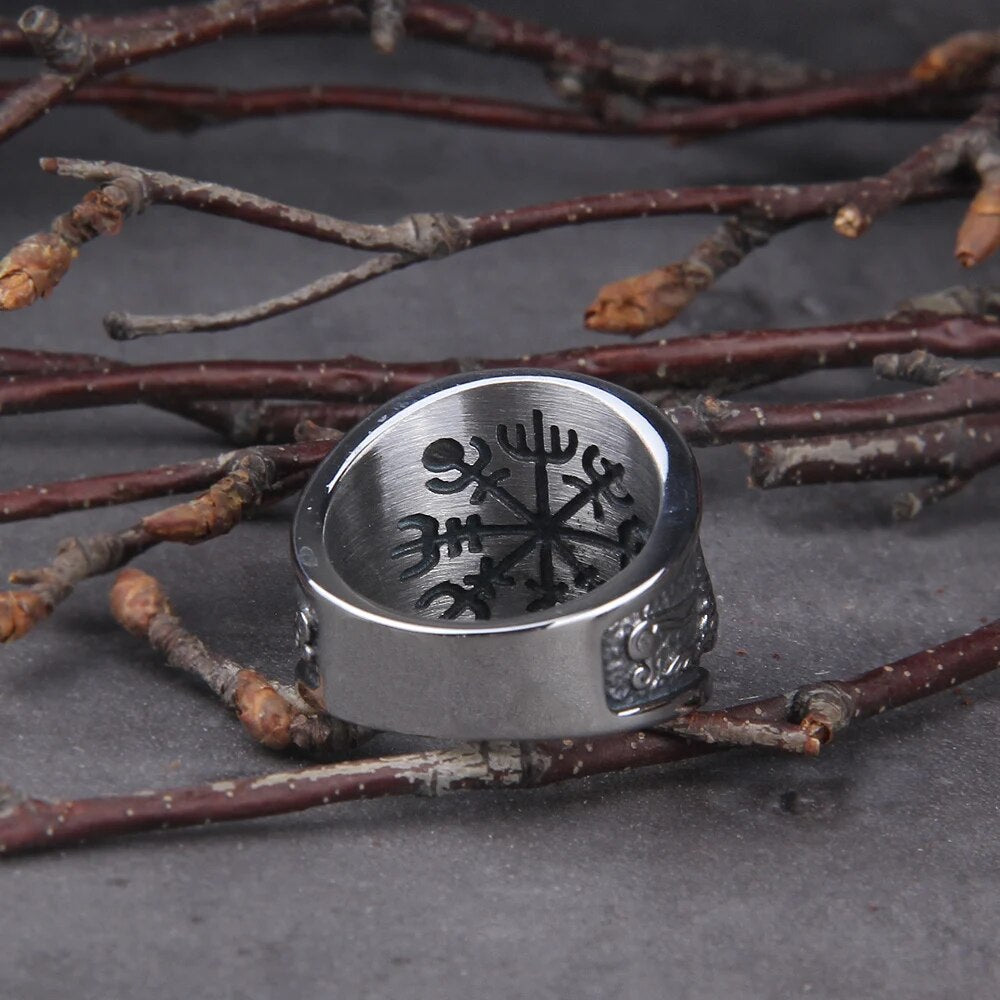 Raven and Wolf Red Stone Ring - TripleViking