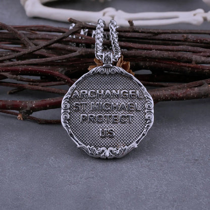 Collana con croce vichinga americana con protezione di San Michele in acciaio inossidabile