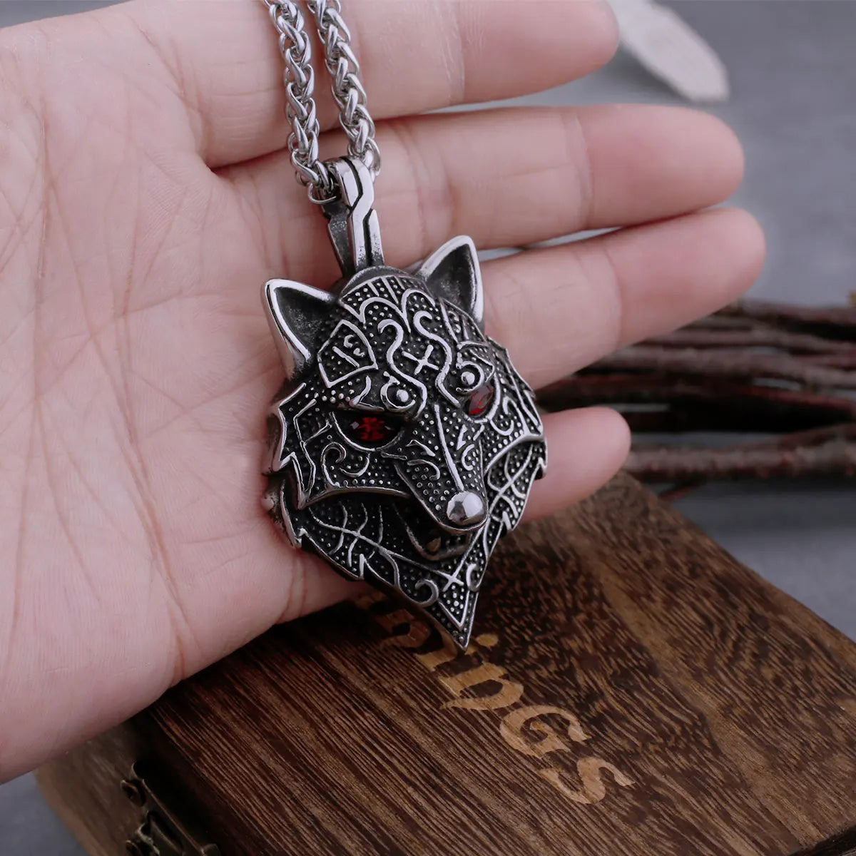 Men's Fashion Nordic Wolf Head Stainless Steel Viking Necklace