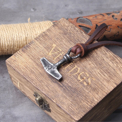 Iron gray Thor's hammer Necklace - TripleViking