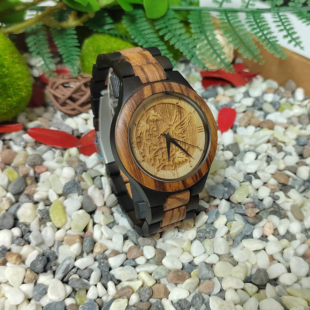 Lucky Tree of Life Chronograph Mode Hummingbird Dial Wood Quartz Wrist Viking Watch