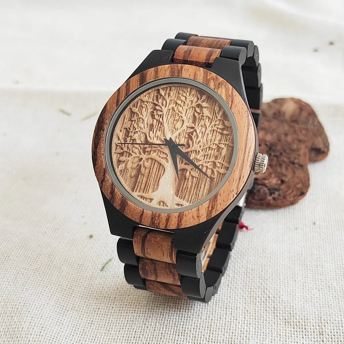 Lucky Tree Of Life Chronograf Fashion Hummingbird Dial Wood Quartz Wrist Watch Viking