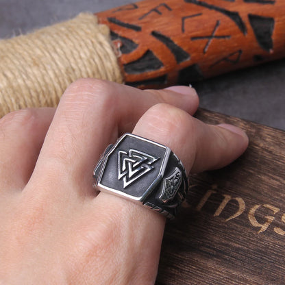 Bague Viking triple nœud celtique runes islandaises