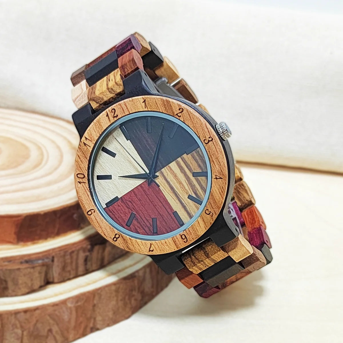 Viileät värikkäät puiset yksilölliset kellokellot Wood Viking Watch