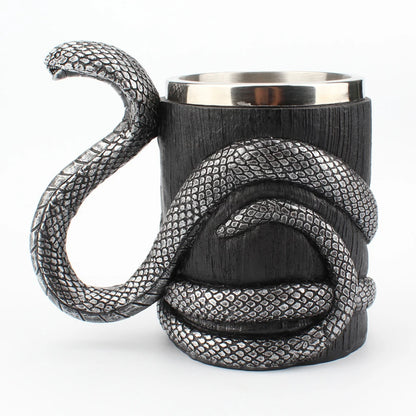 Roisín Cruach Dhosmálta Cobra Mug Lochlannach