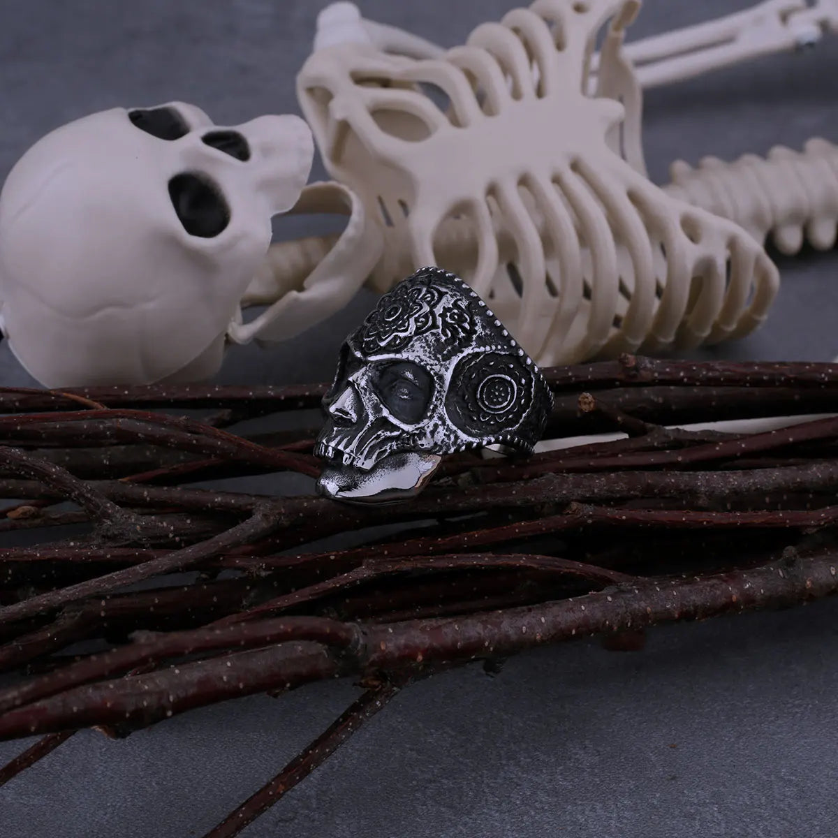 Gothic Retro Mandala Flower Skull Ring
