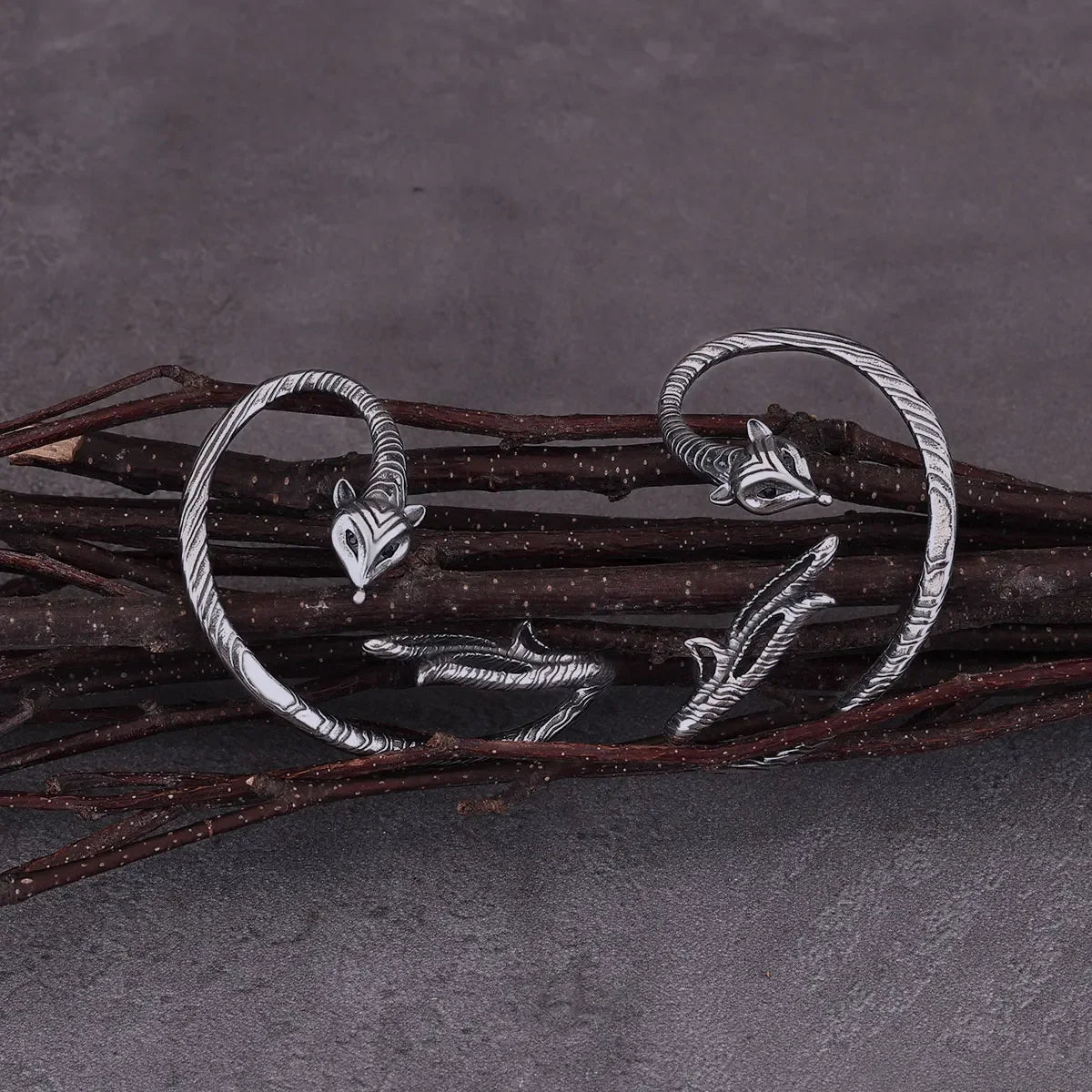 Viking Fashion Fox Stainless Steel Figure Clip Earrings