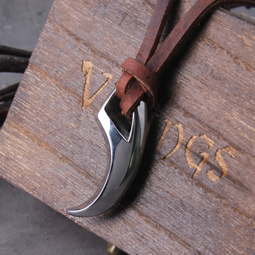 Wolf Fang Tooth Spike Necklace - TripleViking