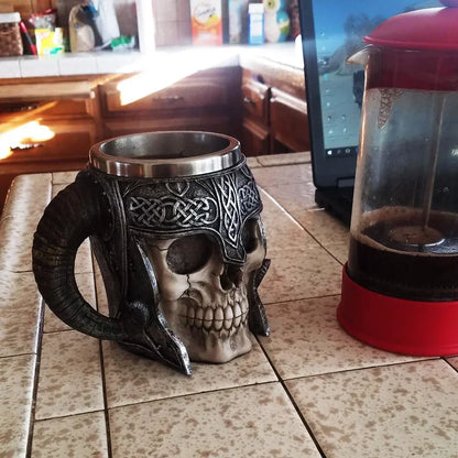 Cruach Dhosmálta Corn Ram Tiarna Trodaí Skull Lochlannach Mug