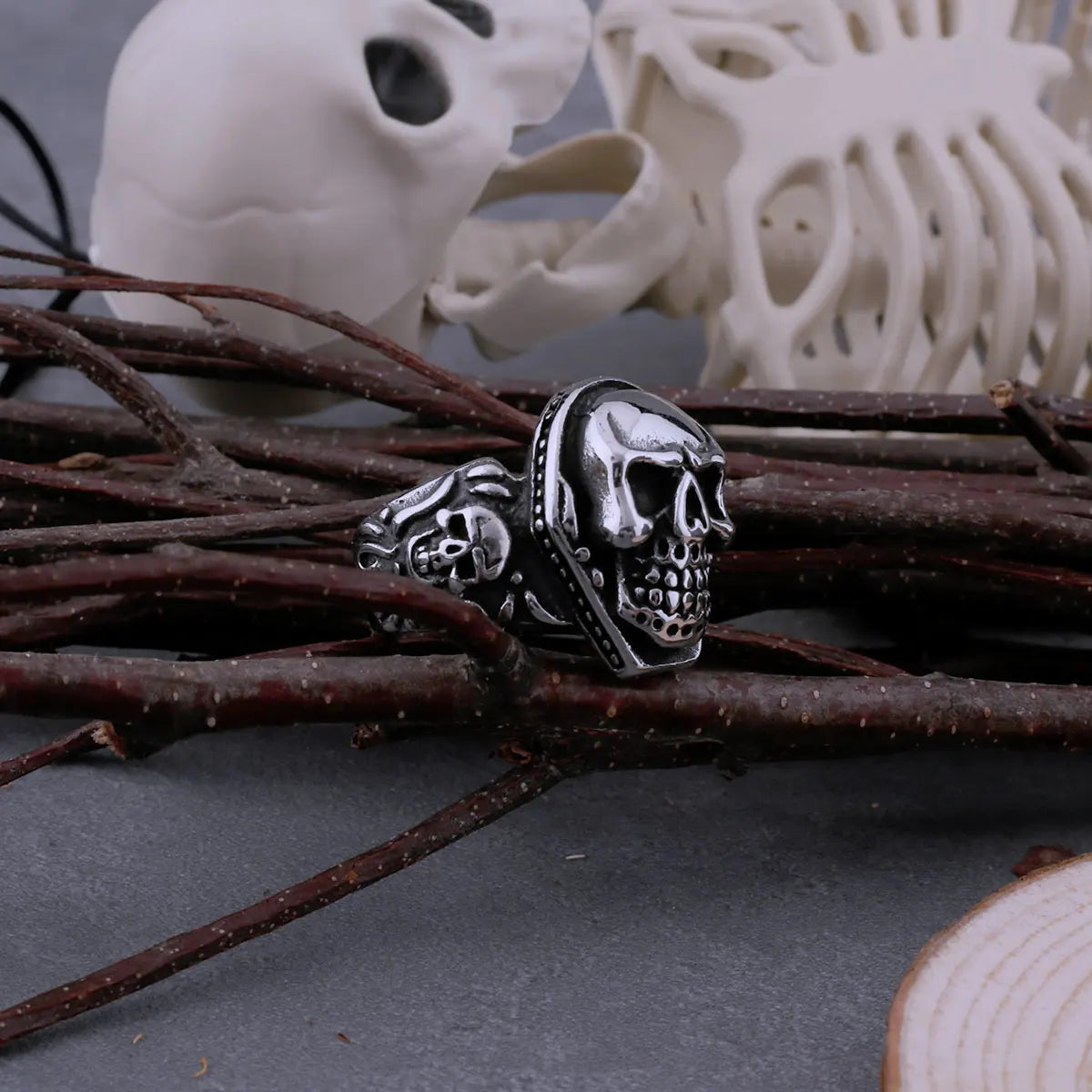 Trend Neo-Gothic Skull Biker Ring