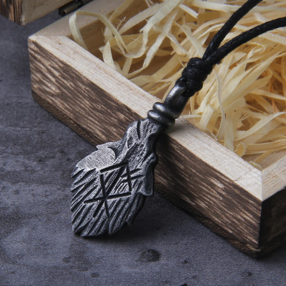 Collier viking avec pendentif rune grise ne se décolore jamais