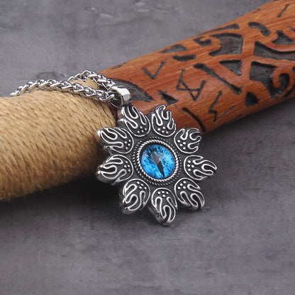 Blue Magic Eye Pendant umlykur Fire Art Viking Hálsmen